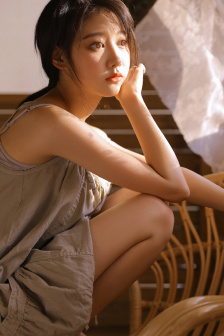 药屋少女的呢喃